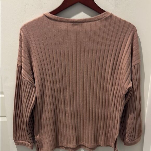 Status by Chenault Ribbed Knit Sweater in Mauve size Large - Picture 4 of 8